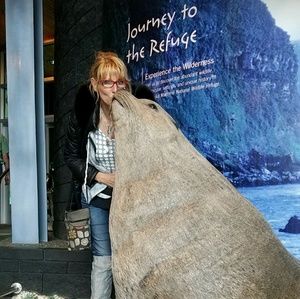 Meet your Posher, Helen